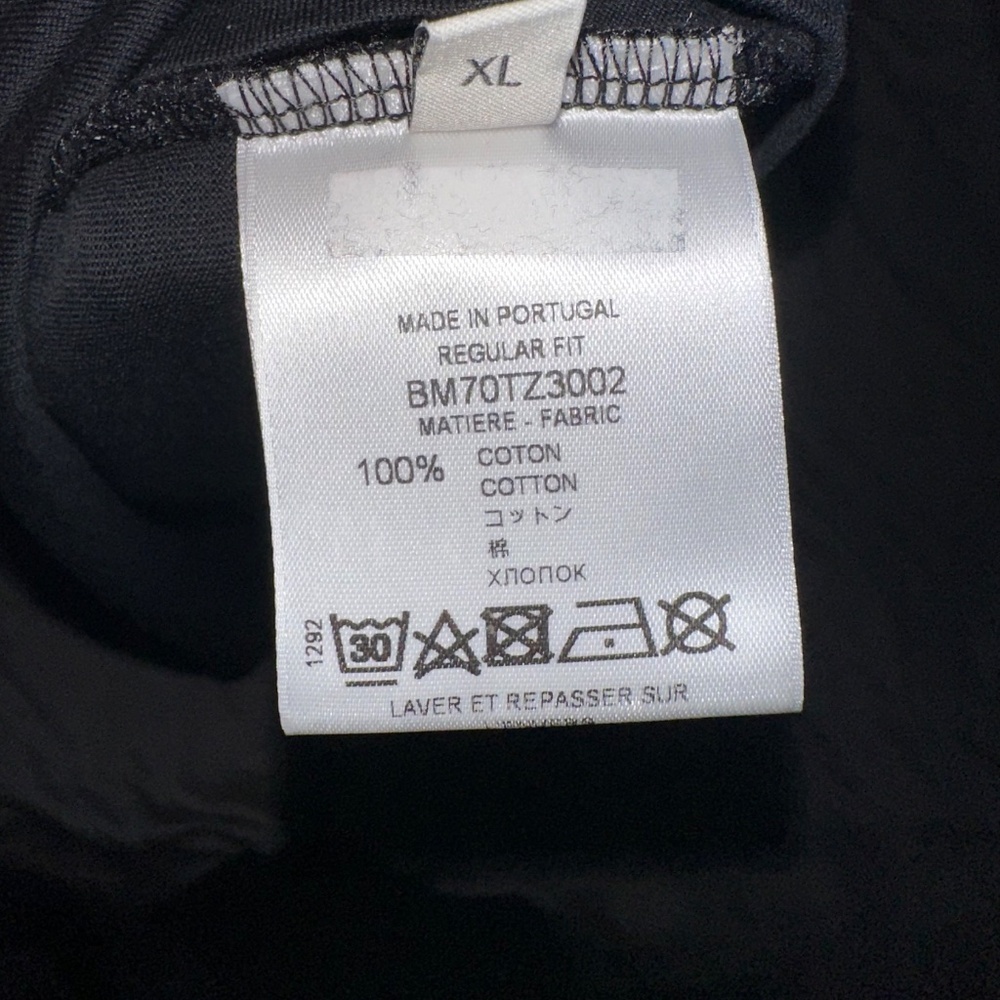 Givenchy T-Shirt - Picture 5 of 8
